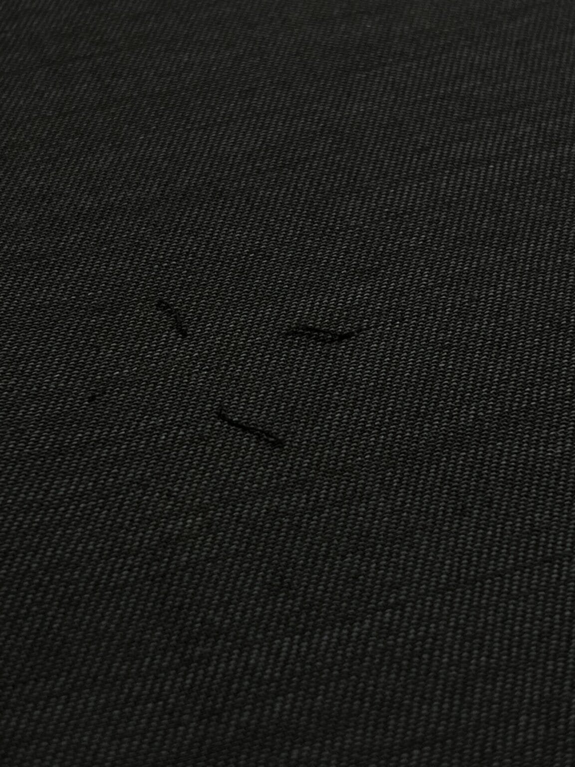 „HUGO BOSS“ kostiuminis audinys 050 (SU BROKU) (kaina už likutį 1.9 m)