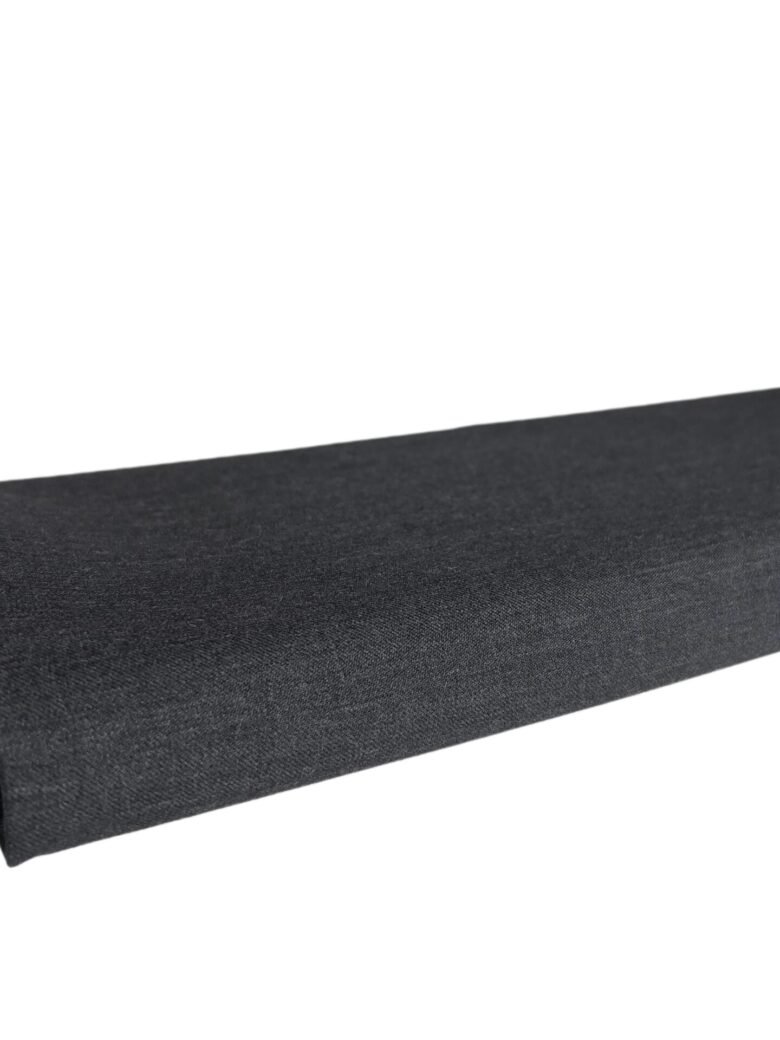 032 „HUGO BOSS“ kostiuminis audinys (kaina už likutį 0.20 m)