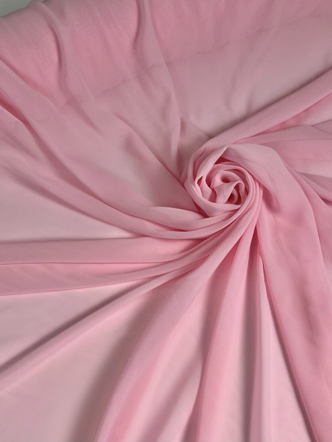 Vienspalvis šifonas „Baby Pink“ spalvos