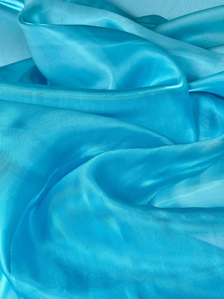 Organza „Jūros Žydros“ spalvos