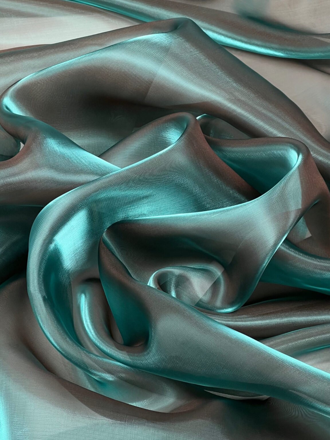 Organza „Smaragdo ir Bronzos“ spalvos