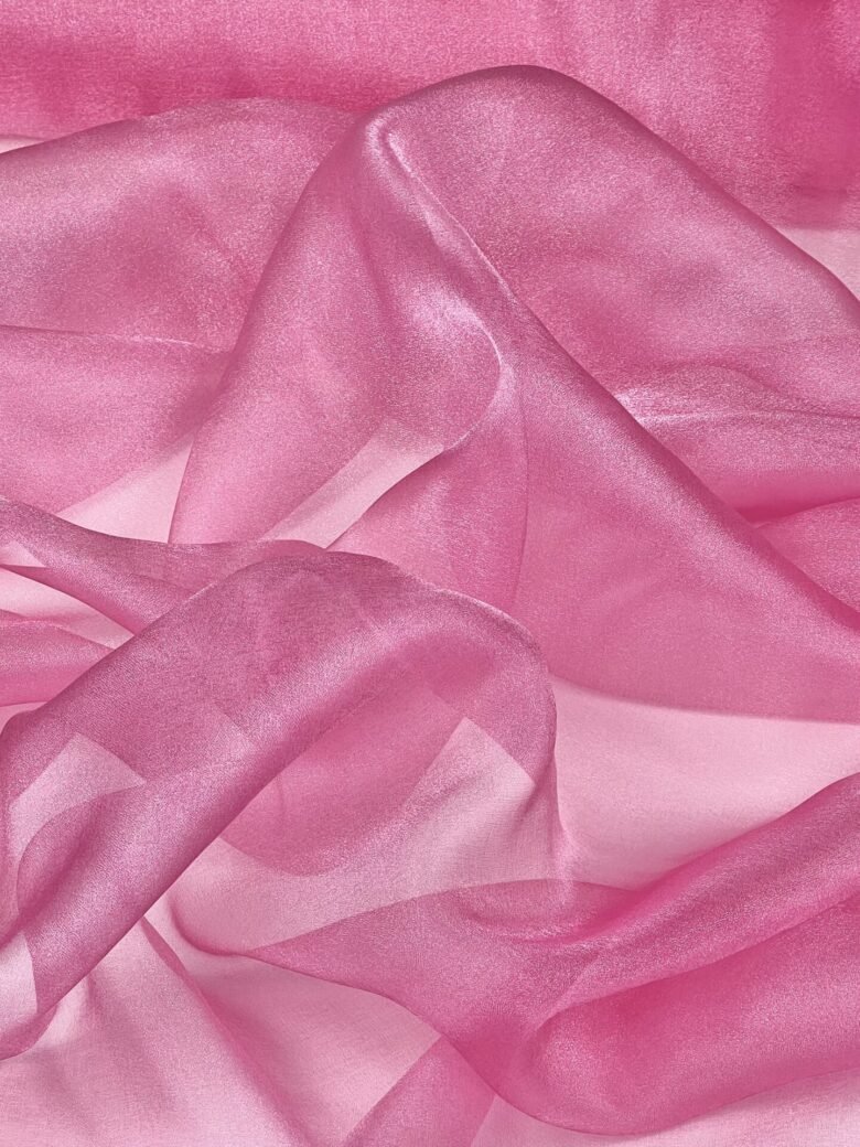 Органза цвета «Candy Pink»