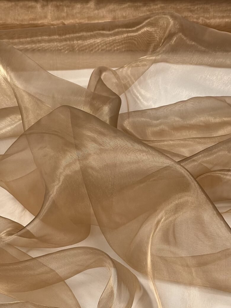Organza „Medaus Rudos“ spalvos