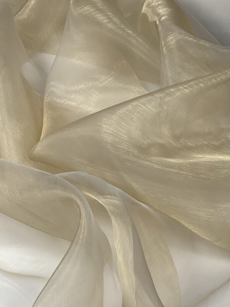 Organza „Šviesaus Geltono Aukso“ spalvos