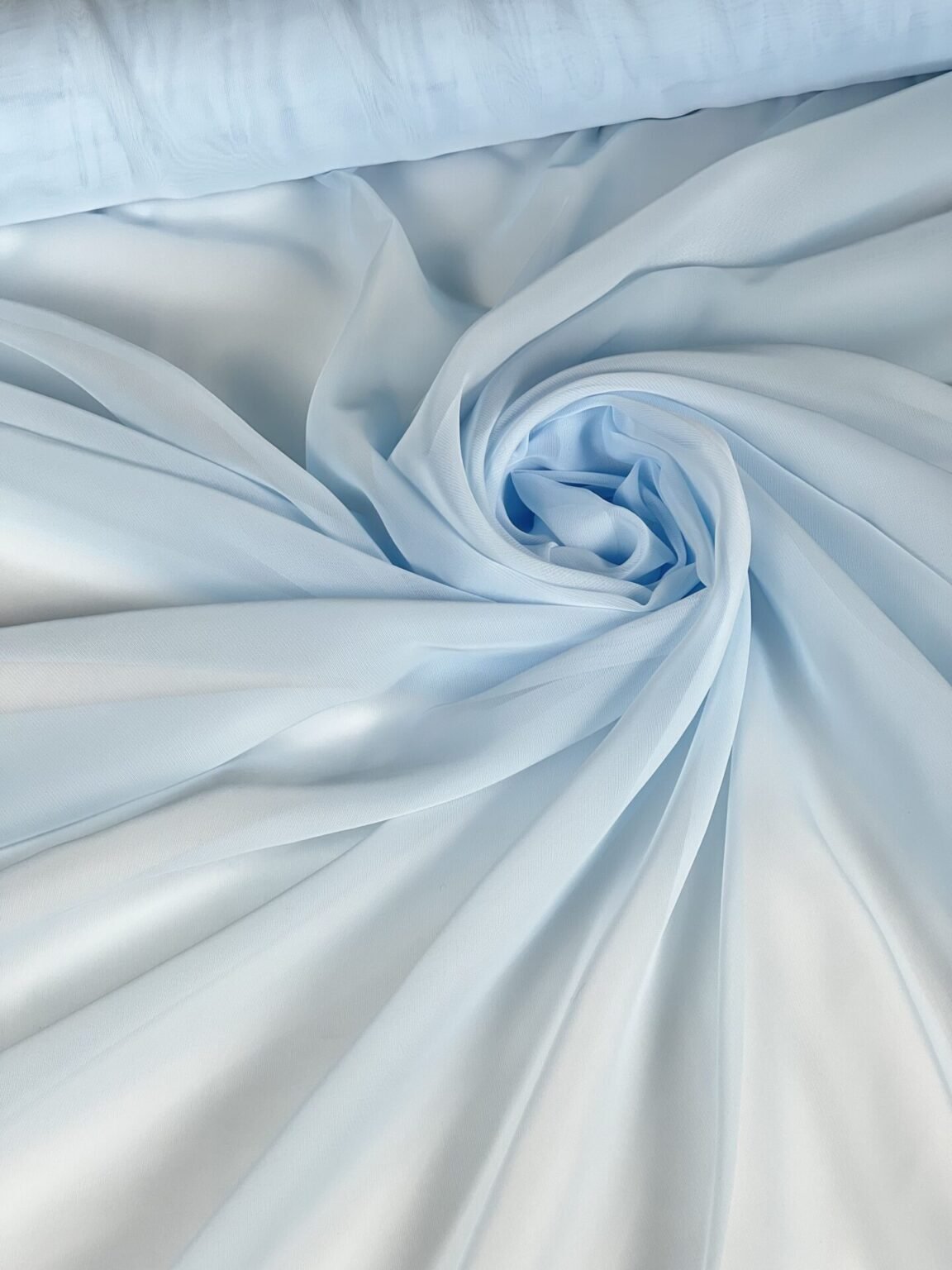 Vienspalvis šifonas „Light Blue“ spalvos