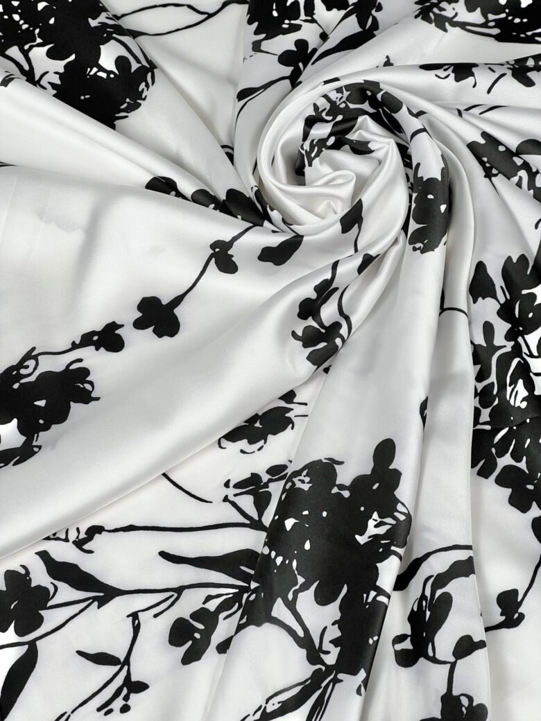 Armani šilkas (satinas) „Classic Bouquet“