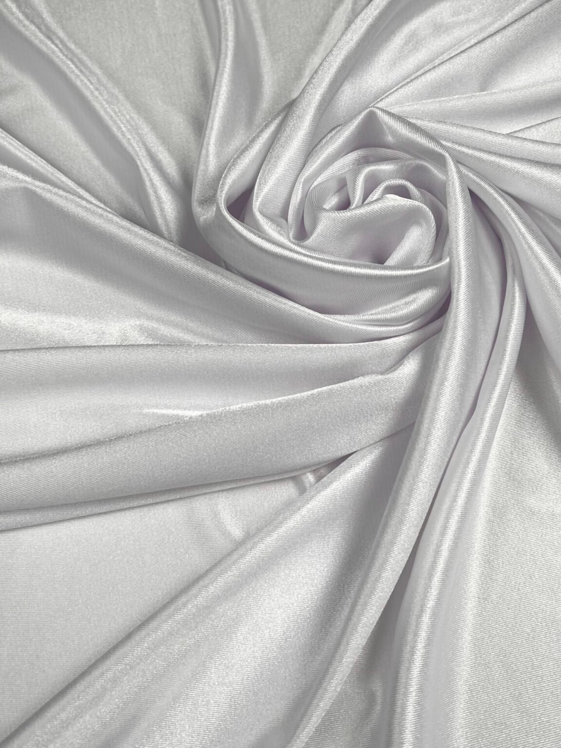 Biflex tamprus satinas trikotažo pagrindo „Silver White“ spalvos (panašus į likrą)