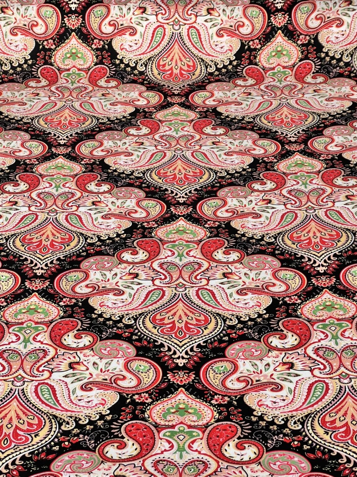 Suknelinis viskozės audinys „Bright Paisley“