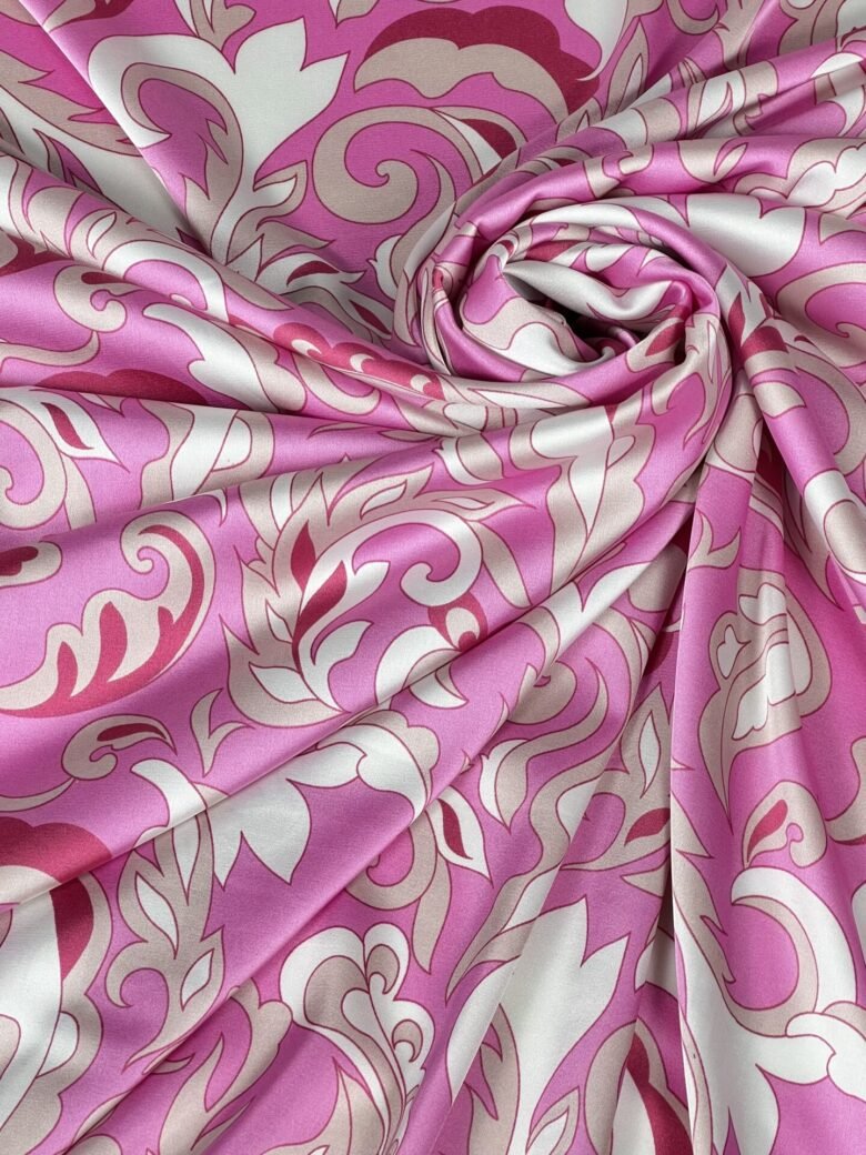 Armani šilkas (satinas) „Versace Pink“