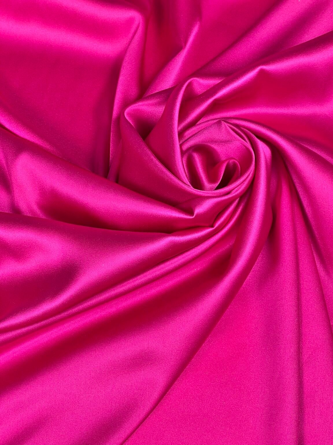 Итальянский коллекционный сатиновый однотонный шелк с эластаном «Royal Pink Rose»