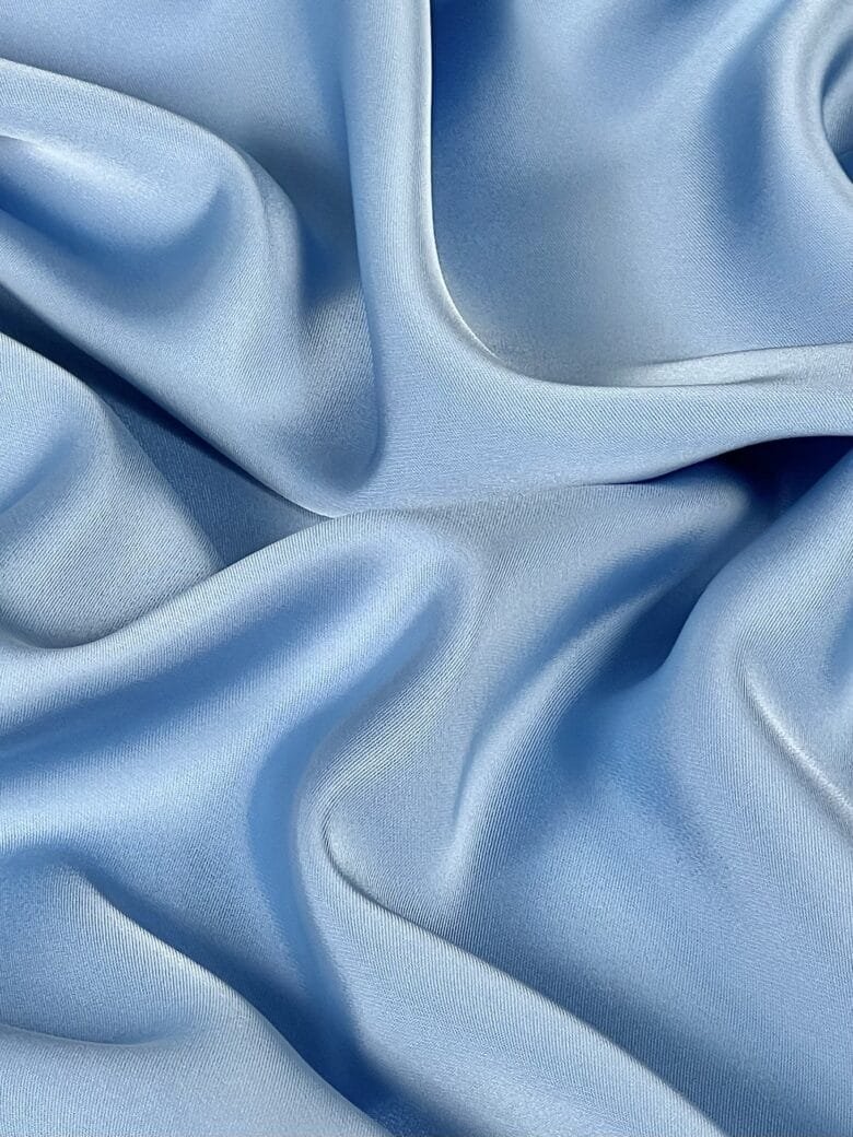 Dvipusis satinas su elastanu „Baby Blue“ spalvos