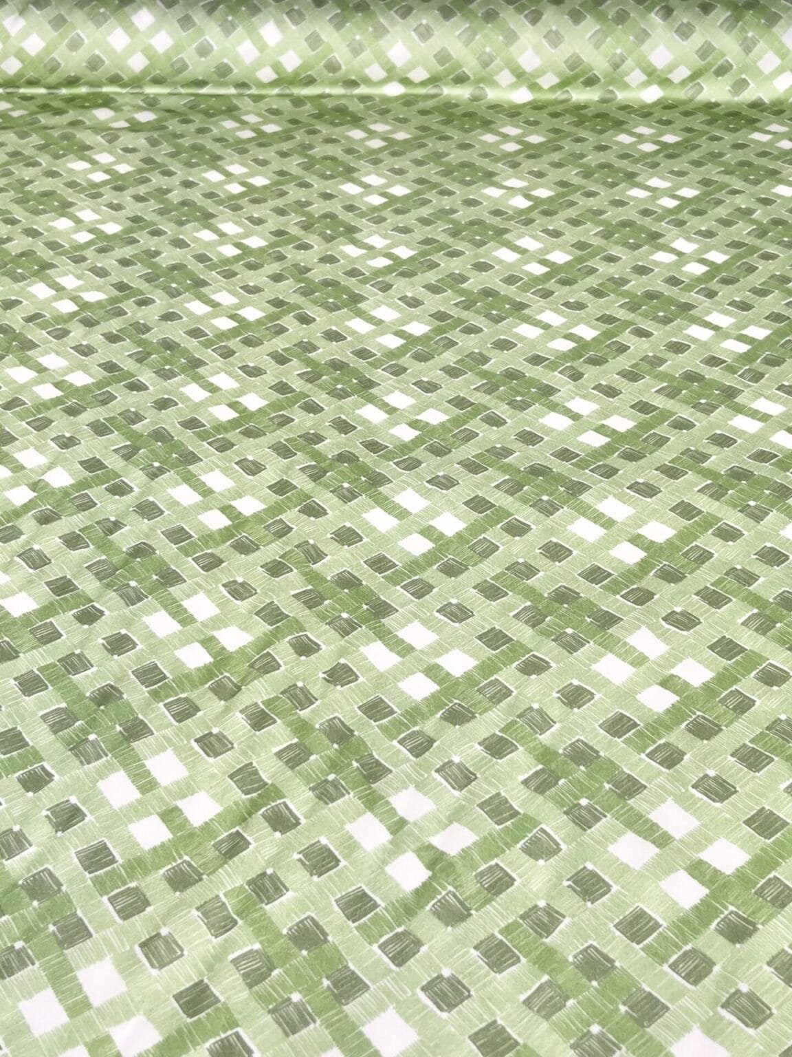 Suknelinis viskozės audinys „Pixel Green“