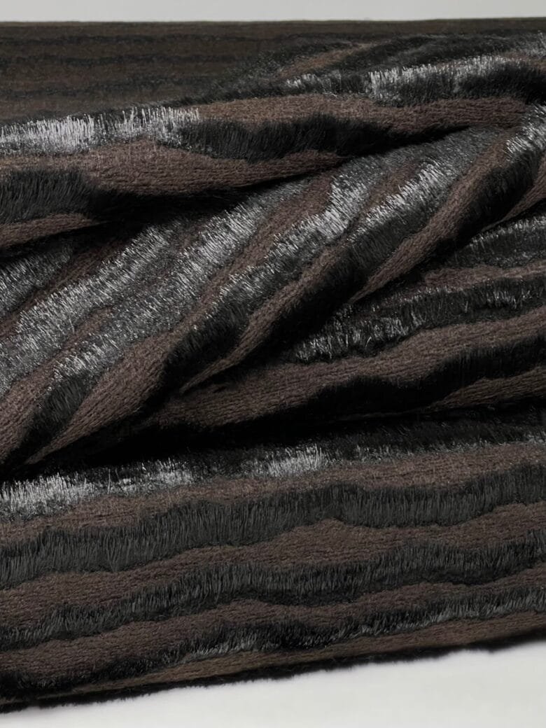 Dirbtinis kailis „Wild Stripe“