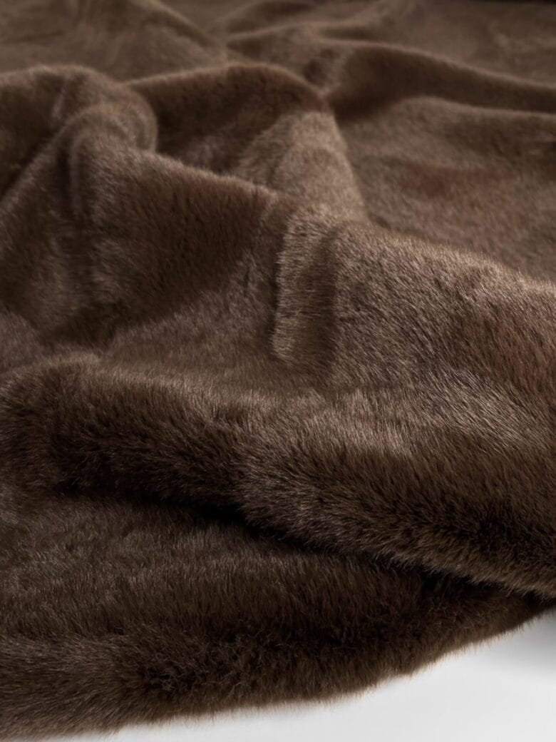 PREMIUM kokybės Itališkas dvipusis kailiukas „Brown Mink“ (dirbtinis kailis)