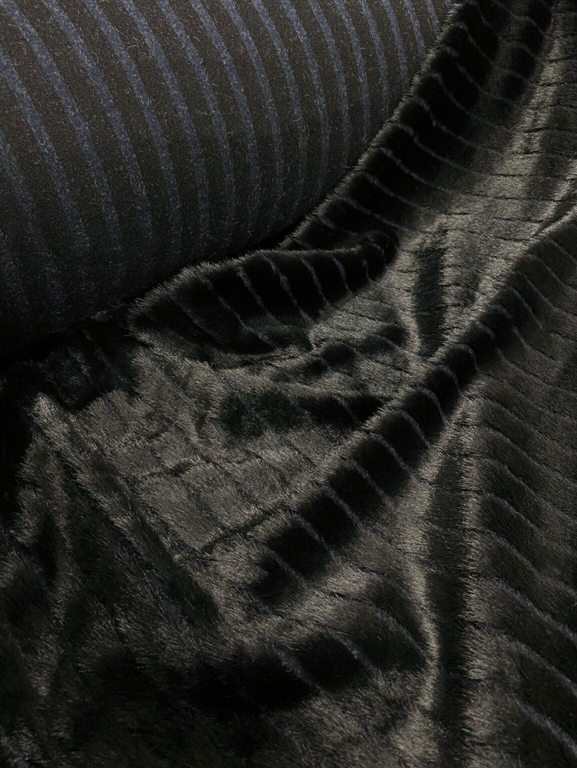 Искусственный мех «Vertical Wild Stripe»