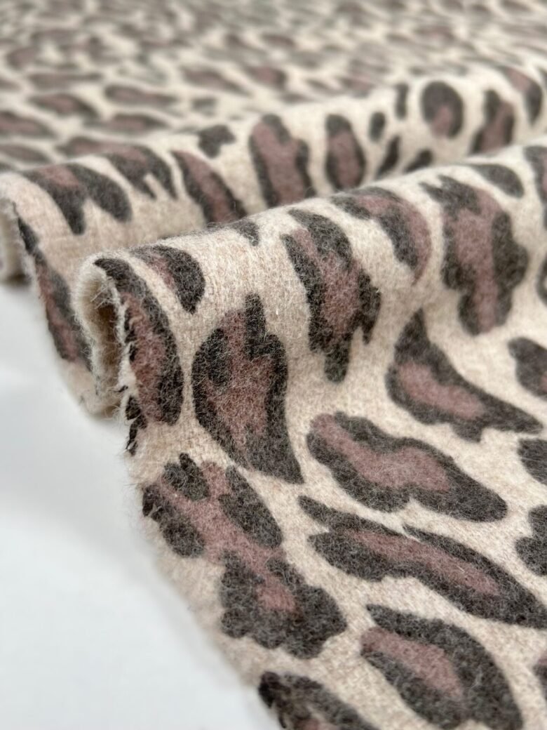 Itališkas „Virgin“ vilnos paltinis audinys „Leopard“
