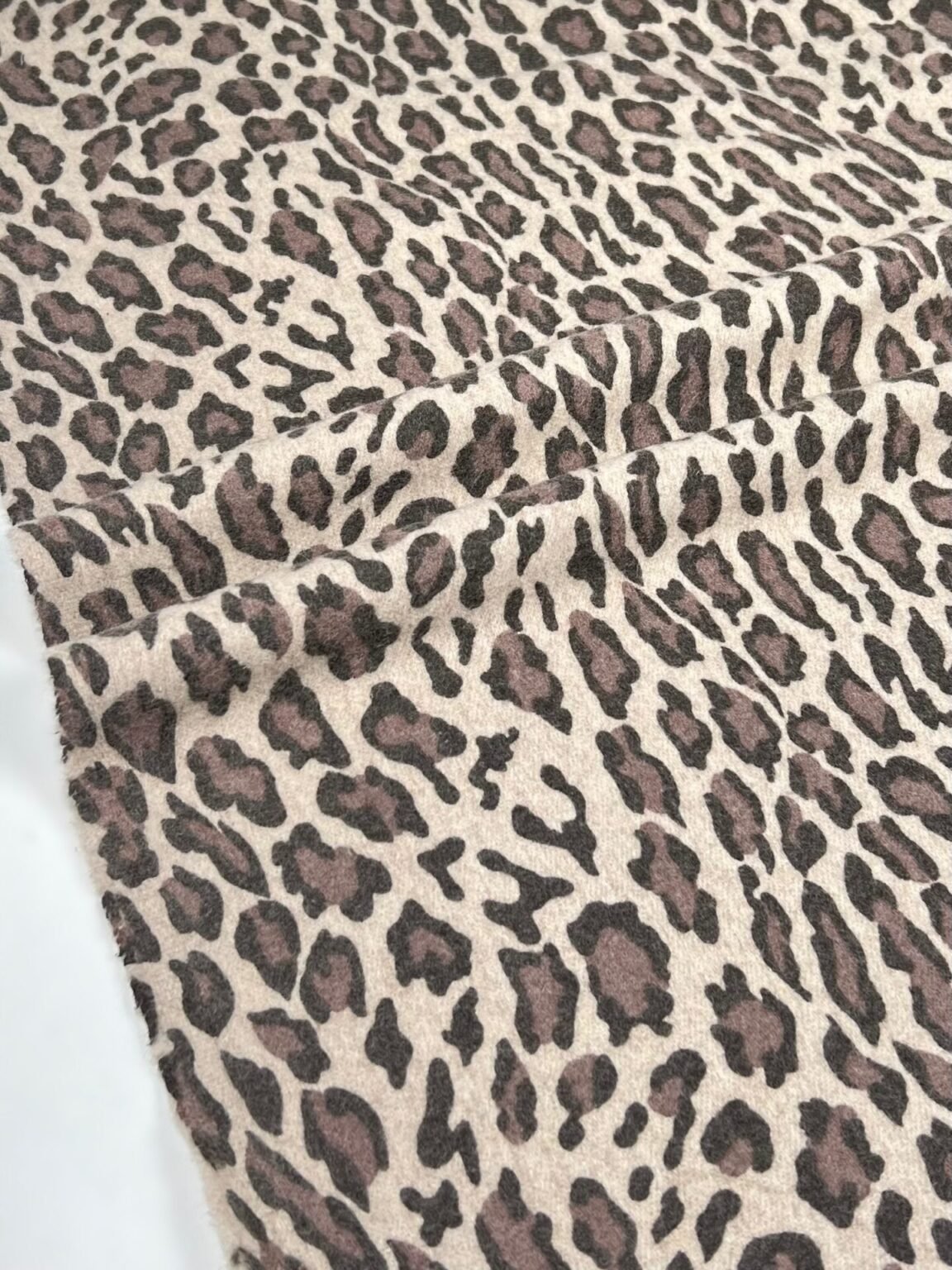 Itališkas „Virgin“ vilnos paltinis audinys „Leopard“