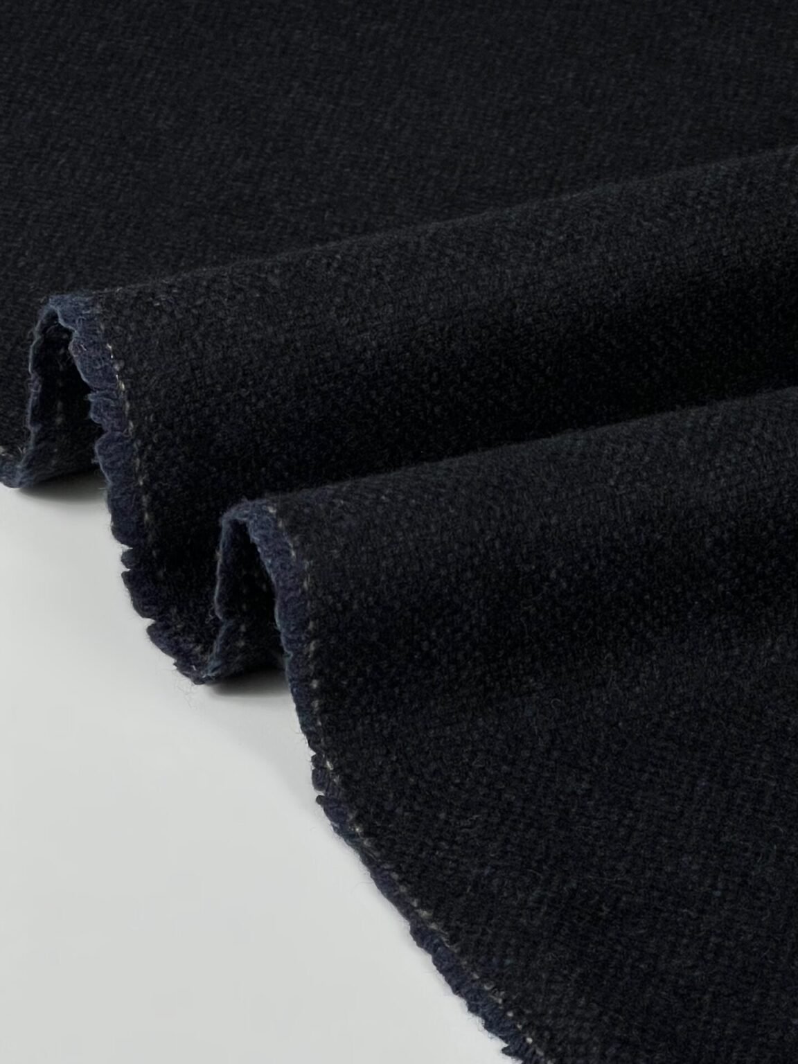 Itališkas „Virgin“ vilnos paltinis audinys „Dark Blue“