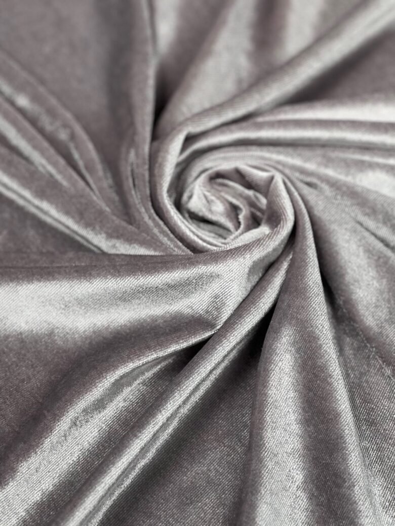 Tamprus aksomas „Chrome Grey“
