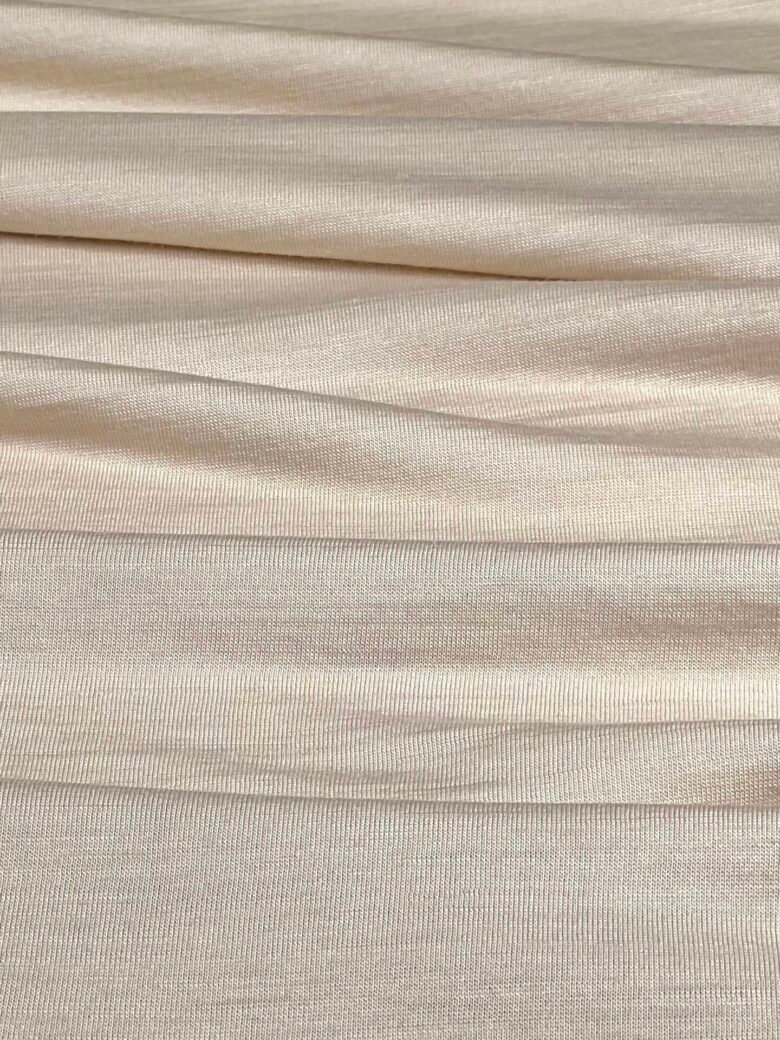 Merino vilnos ir natūralaus šilko elastingas trikotažas (premium kokybė) kūno spalvos 021