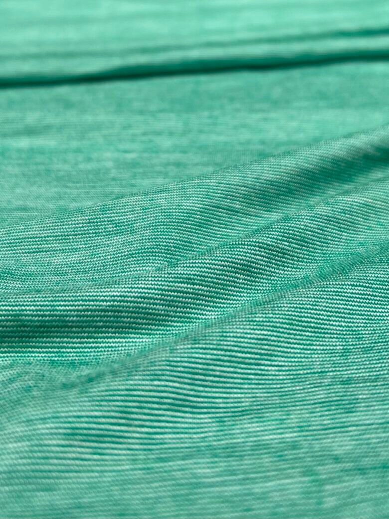 Merino vilnos ir liocelio elastingas trikotažas (premium kokybė) smulkių dryželių rašto žalios spalvos 024