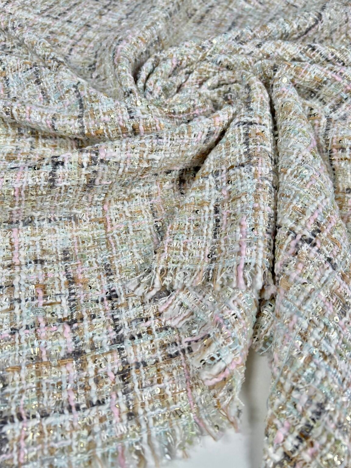 Итальянский твид с плетением «Chanel» с вискозой «Shine»
