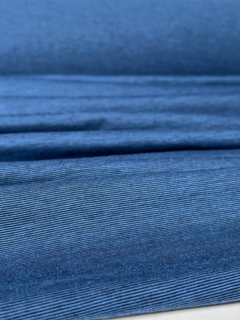 Merino vilnos ir medvilnės elastingas trikotažas (premium kokybė) smulkių dryželių rašto mėlynos spalvos 087