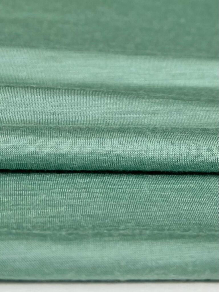 Merino vilnos elastingas trikotažas (premium kokybė) šviesiai žalios spalvos 042