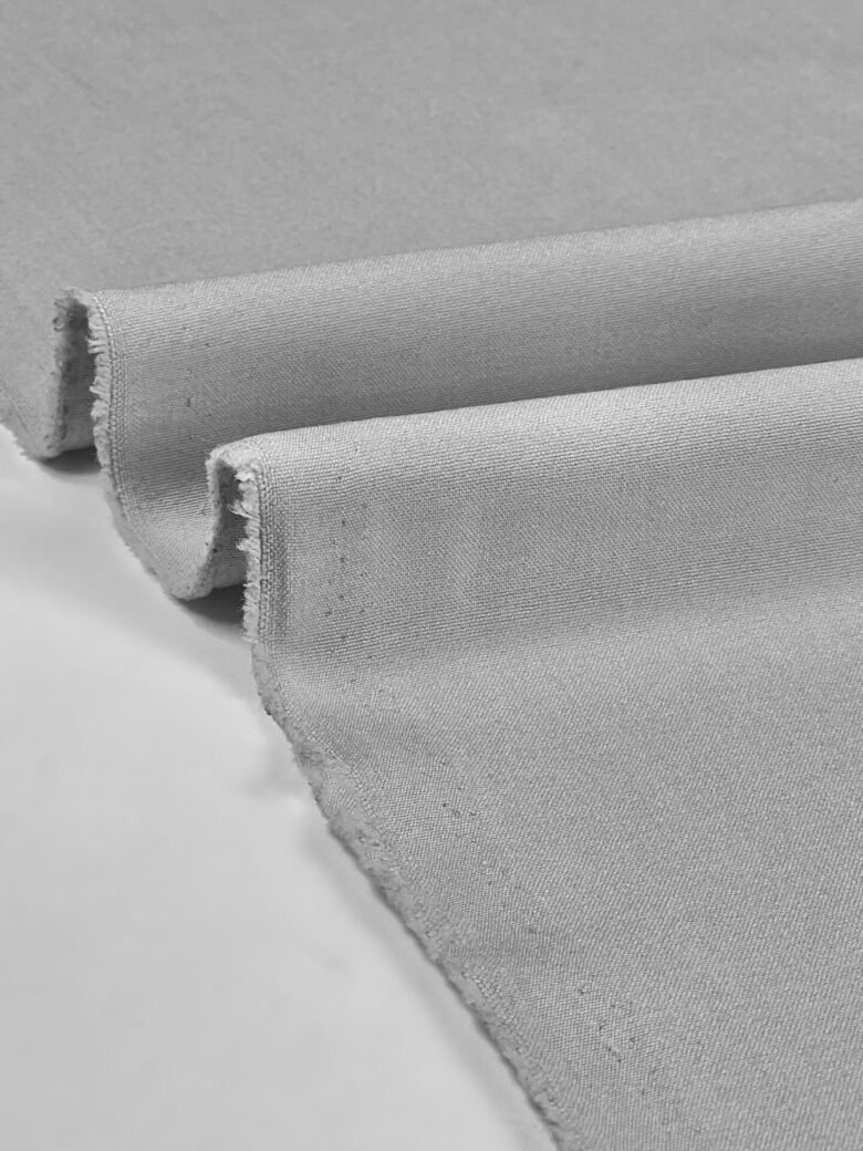 Kostiuminis audinys su viskoze „Light Grey“