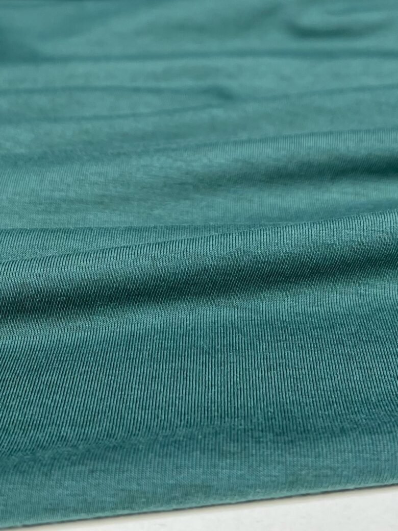 Merino vilnos ir poliesterio elastingas trikotažas (premium kokybė) „Tamsios Mėtos“ spalvos 079