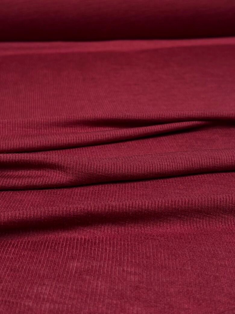 Merino vilnos ir liocelio elastingas trikotažas (rib tekstūros) „Red Vine“ spalvos 030
