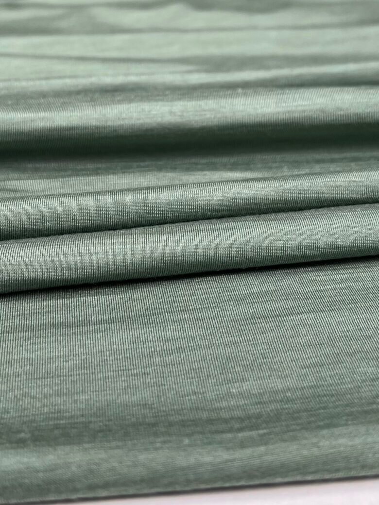 Merino vilnos ir liocelio elastingas trikotažas (premium kokybė) „Pale Green“ spalvos 047