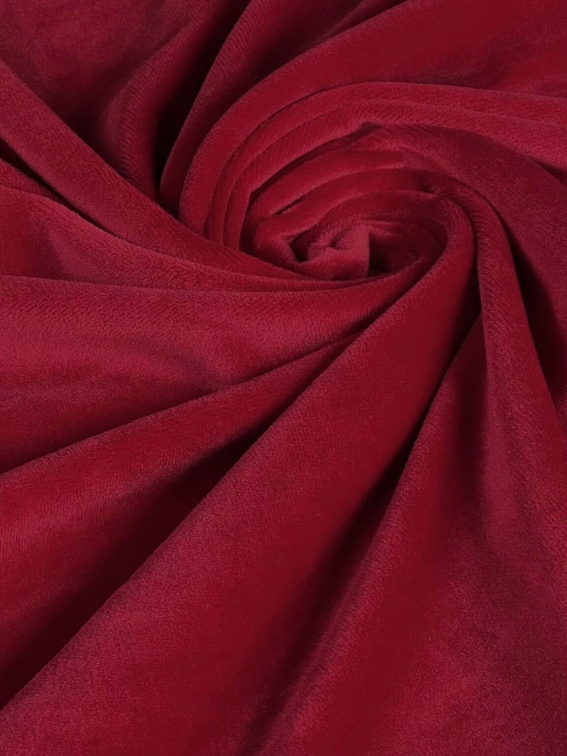 Soft veliūras tamsiai raudonos spalvos