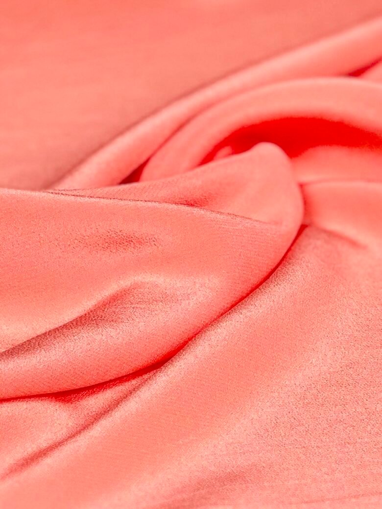 Однотонный натуральный шелковый креп-сатин с эластаном «Peach»