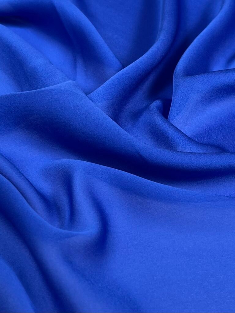 Vienspalvis satininis šilko šifonas su elastanu „Blue“