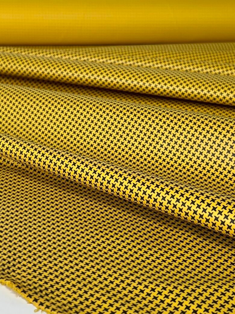 Plonas striukinis audinys žąsies kojelės rašto „Citrine“