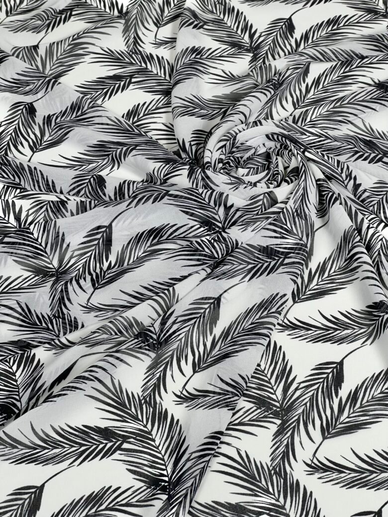 Šifonas su dizainu „Black Leaf“
