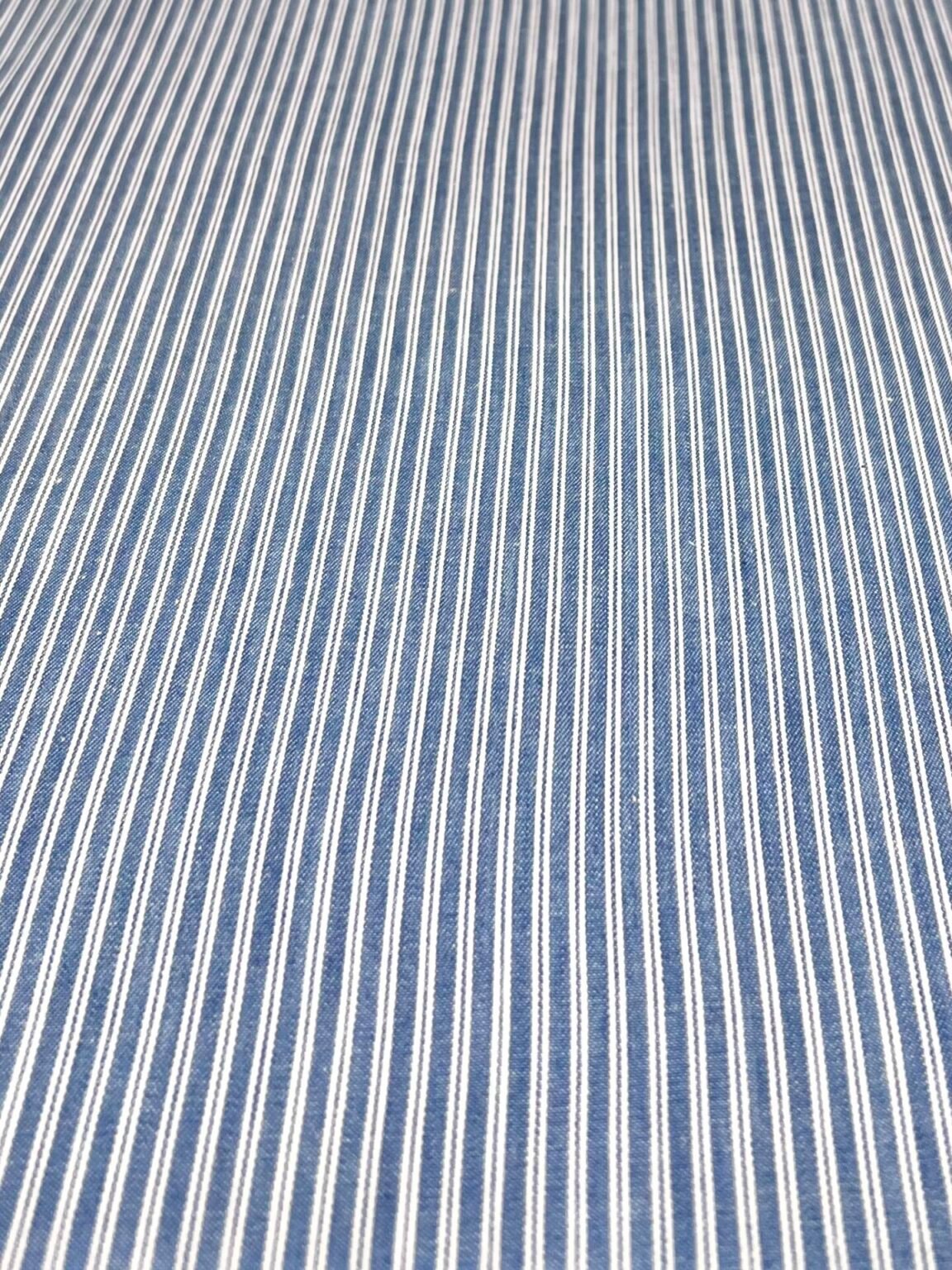 Suknelinis-kostiuminis viskozės audinys dryžuoto rašto „Denim Blue“