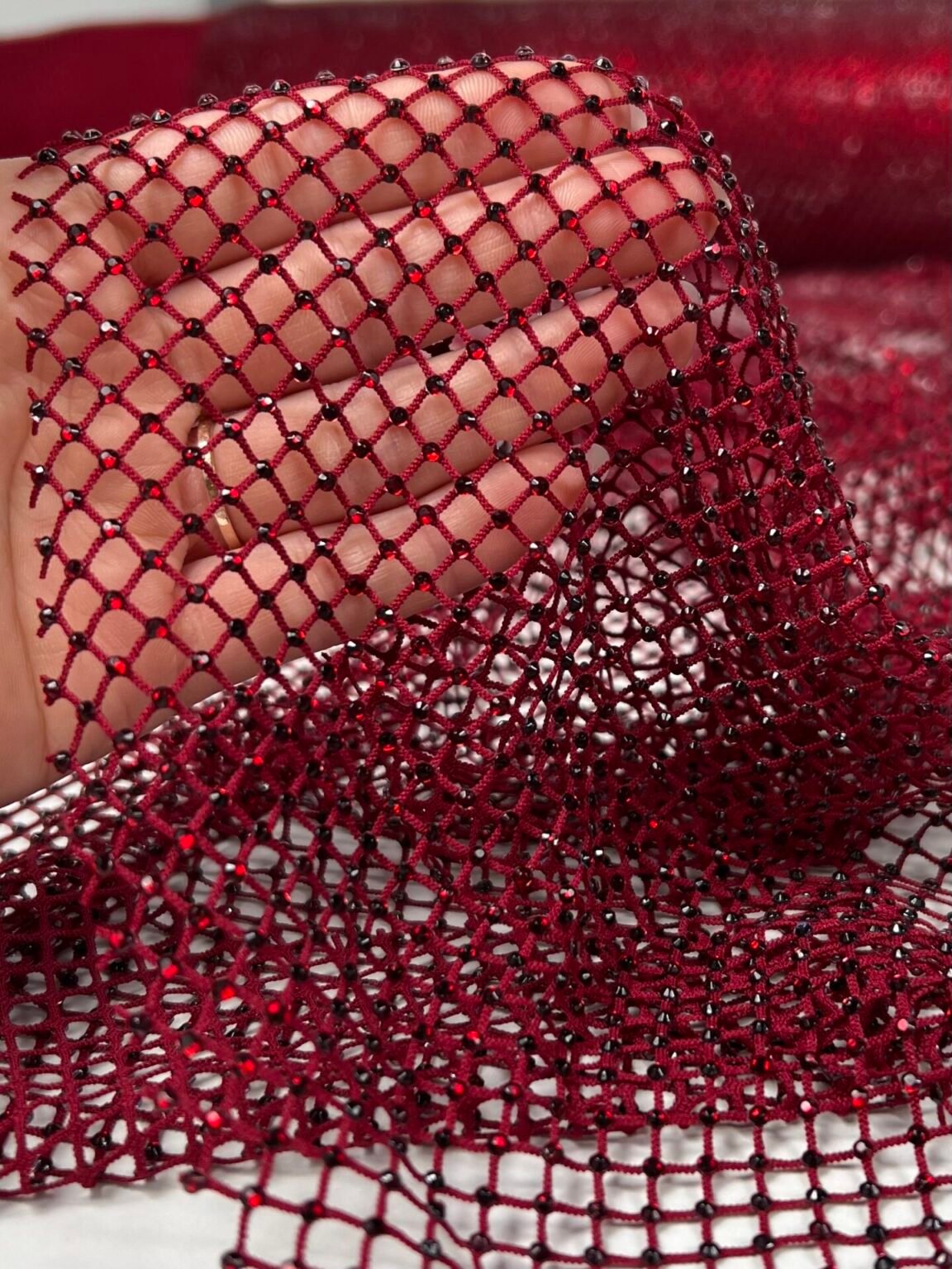 Tinklelis su kristalais „Burgundy“