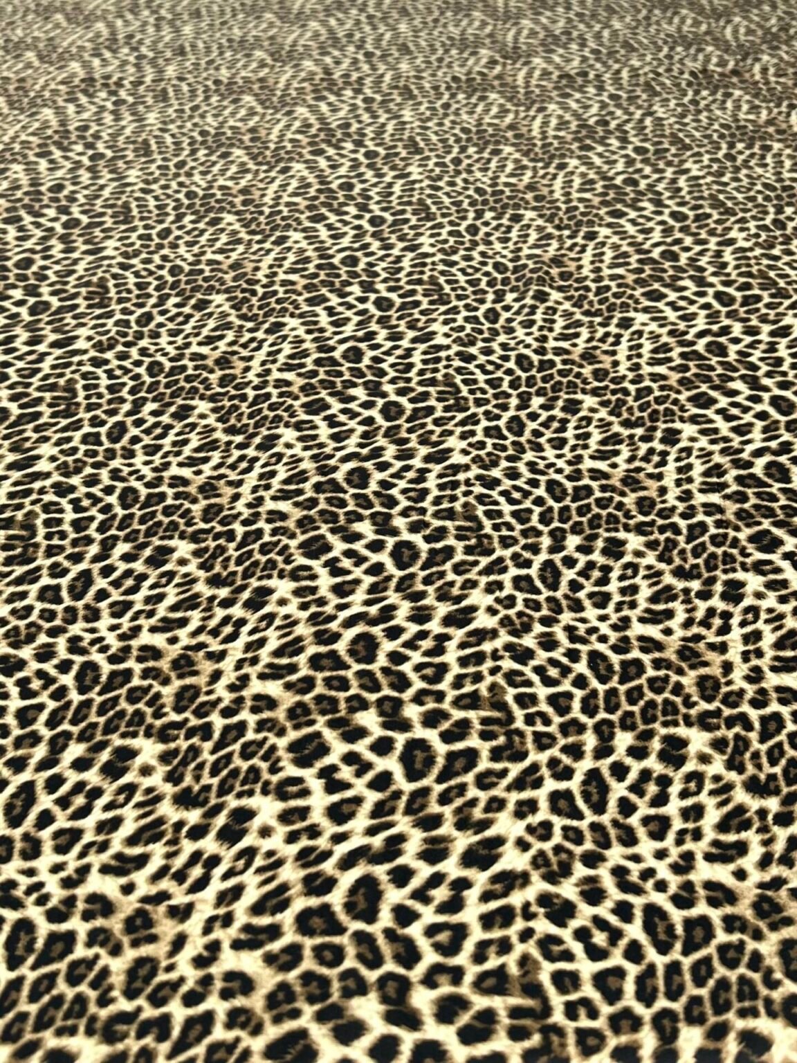 Armani šilkas (satinas) „Golden Leopard“