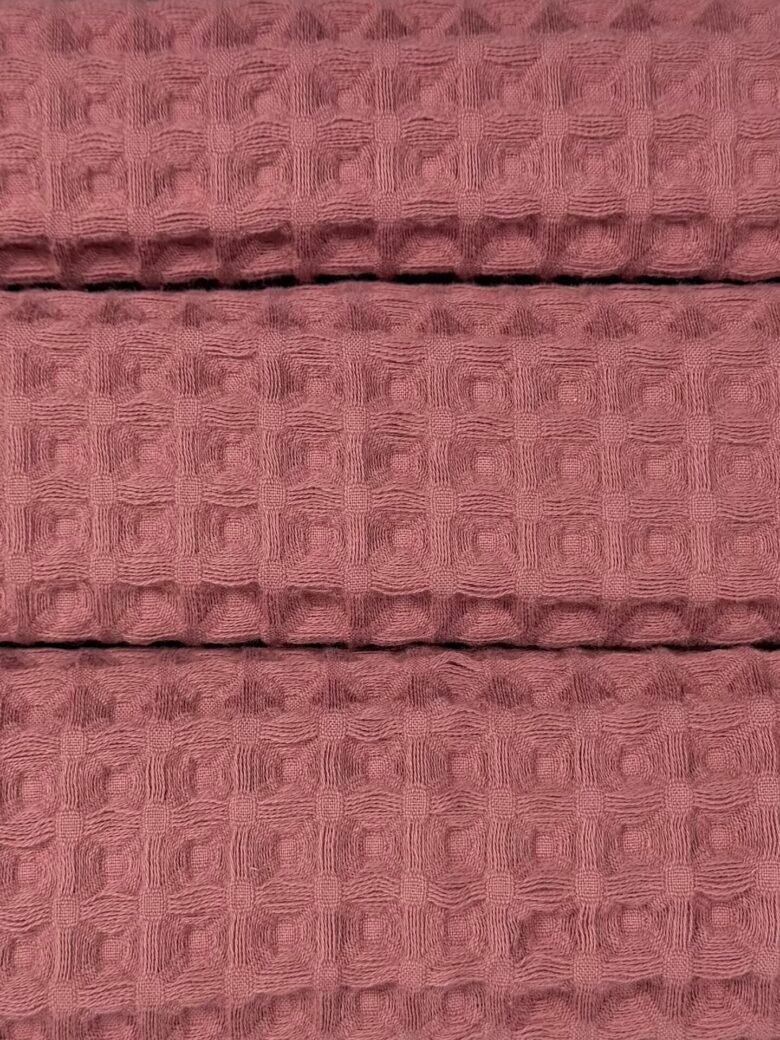 Purus medvilninis vaflinis audinys stambaus pynimo „Dark Red“