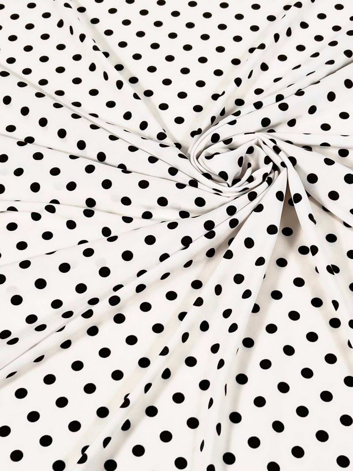 „Silky“ suknelinis audinys burbulų rašto pieno baltos spalvos
