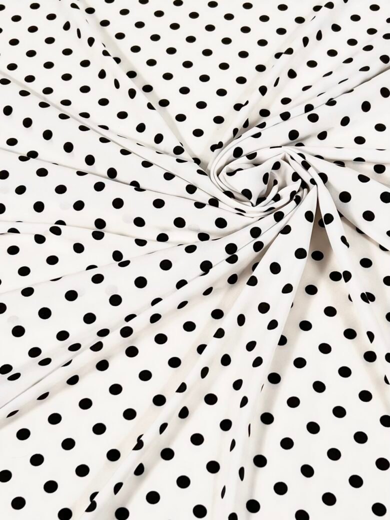 „Silky“ suknelinis audinys burbulų rašto pieno baltos spalvos